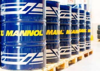 Return of risk-on scenario lift oil price