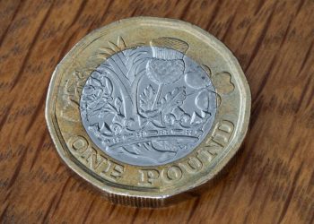 Pound is collapsing on currency market