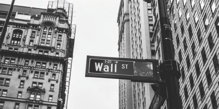 Mayhem on Wall Street as the Bears roar back