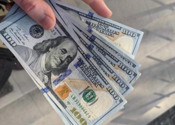 Dollar down against Euro, Yen and Pound