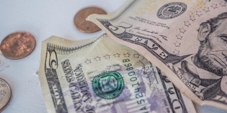 Weak US Dollar driven by fears of coronavirus crisis will cause global recession