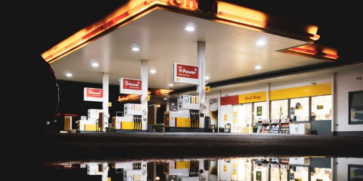 Crude oil seems manage to curb the sell off