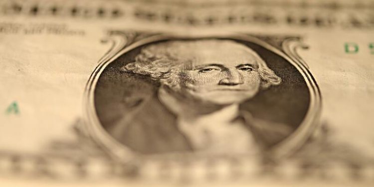 US Dollar become clear choice for investors as price of WTI fall into negative territory