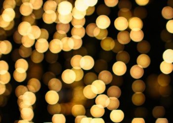 Gold remain bullish as investors still buying gold as insurance