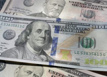 Dollar’s gains result from tensions between US and China