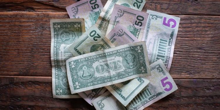 US Dollar once again falling because investors feel more appetite for riskier assets