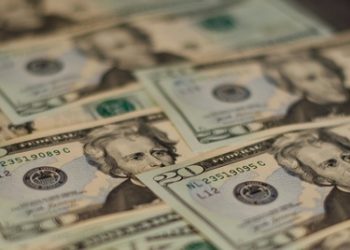 Safe haven Dollar regaining the role of protagonist