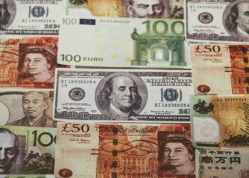 Pound trading almost flat after losing to US Dollar and Euro on Thursday