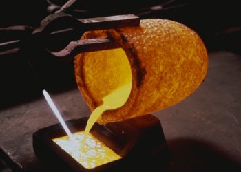 Gold remain steady at $1,800, with investors in “wait and see” mode