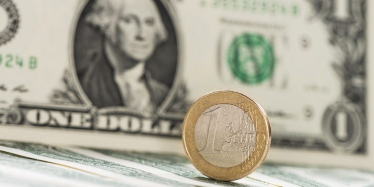 Euro continue to strengthen versus Dollar during early Wednesday trading
