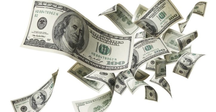 Dollar Index rising while risk-related assets are on the backfoot during early Monday trading