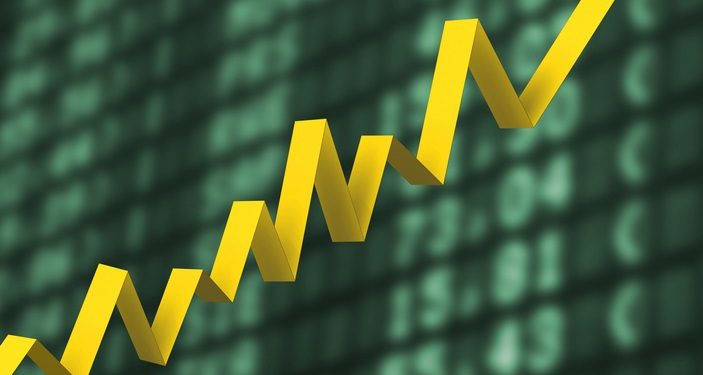 Global benchmarks boost by tech and healthcare sectors