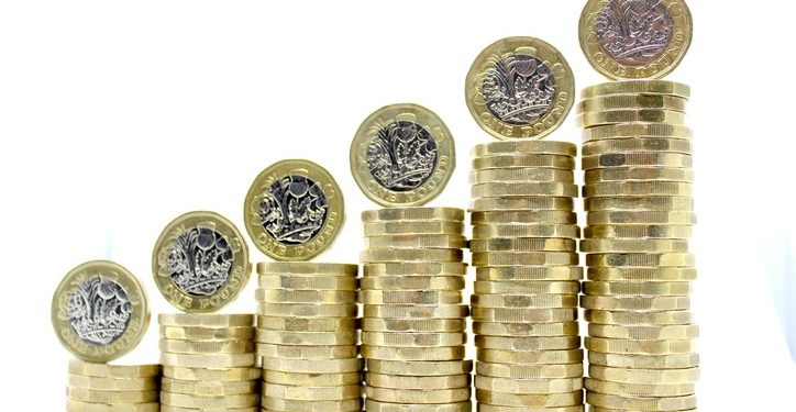 Pound gaining some ground to Dollar and Euro during early Monday trading