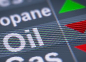 Growing fears about new variant of Covid-19 generate sell-off on oil