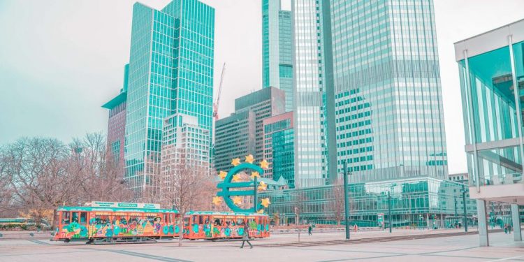 Euro, hope or the swan song?