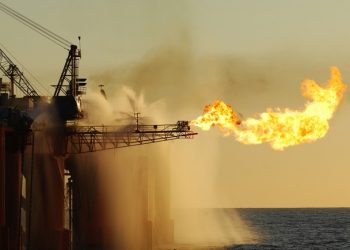 WTI and Brent both in a clear bullish trend as investors betting on fast economic recovery