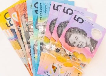 Aussie corrects despite stellar monthly jobs data