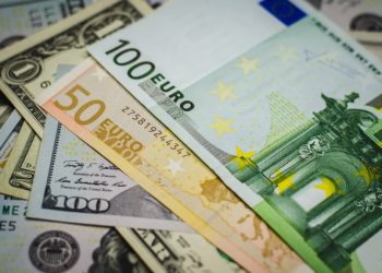 EURUSD Technical Analysis – Euro is breaking down