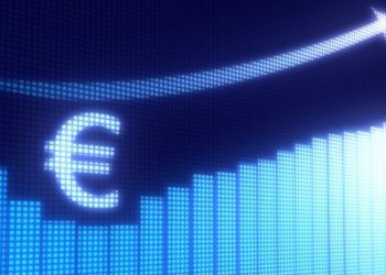 Euro edges higher ahead of today’s US employment and wage data